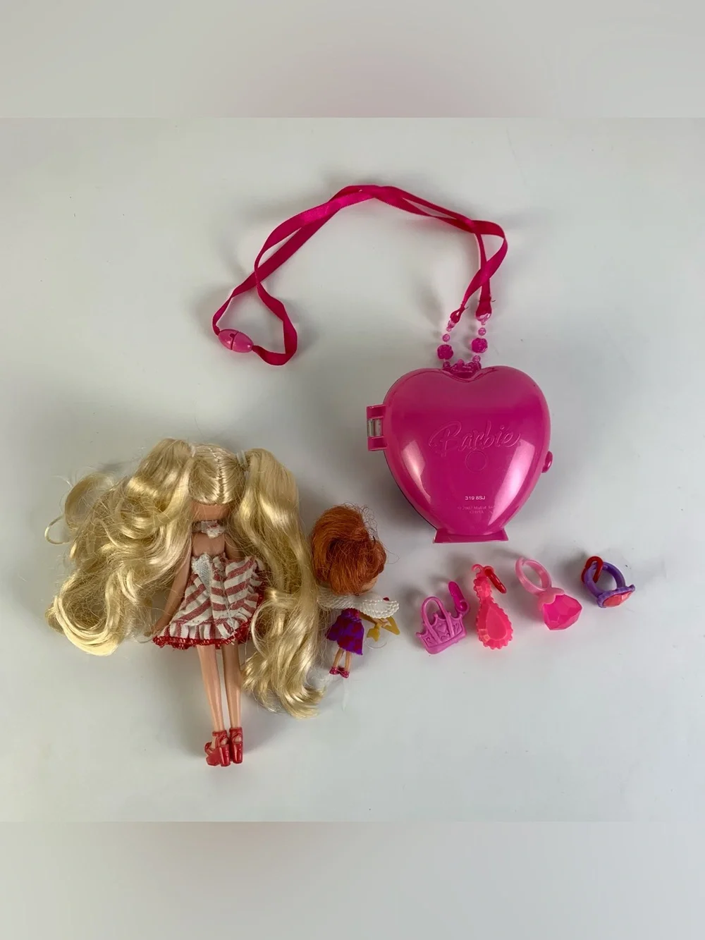 Barbie Peek a Boo Petites Sweetheart Squad & MGA Yummi Land Tandy Candy Apple 07